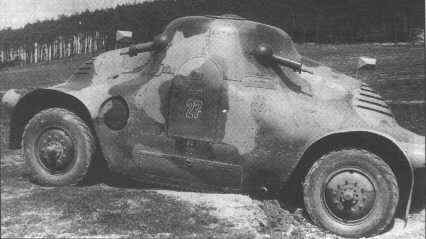 The Column of Škoda PA-II featured rounded armour, which made it appear much less bulky than the PA-I